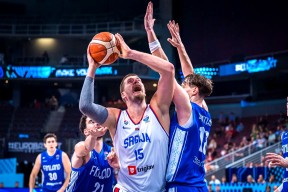 九游体育包含NBA常规赛今晚走向成谜，巴黎圣日耳曼篮板制胜，媒体盛赞，训练强度明显提升的词条